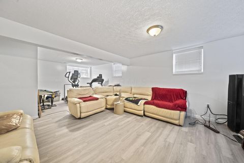Tiny photo for 3681 Fish Hawk Landing 15 #15, Columbus, OH 43230 (MLS # 226024523)