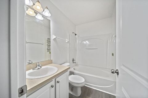 Tiny photo for 3681 Fish Hawk Landing 15 #15, Columbus, OH 43230 (MLS # 226024523)