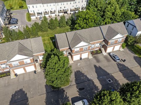 Tiny photo for 3681 Fish Hawk Landing 15 #15, Columbus, OH 43230 (MLS # 226024523)
