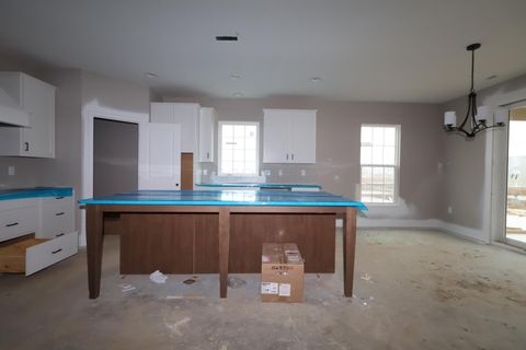 Tiny photo for 4535 Corsican Loop E, Hilliard, OH 43026 (MLS # 225045508)