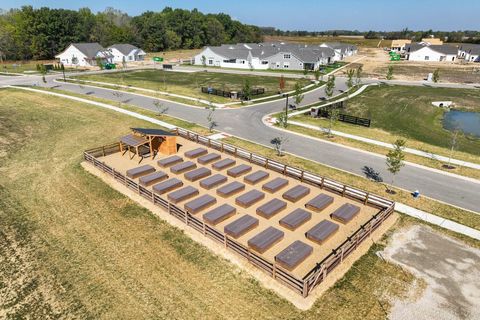 Tiny photo for 4535 Corsican Loop E, Hilliard, OH 43026 (MLS # 225045508)