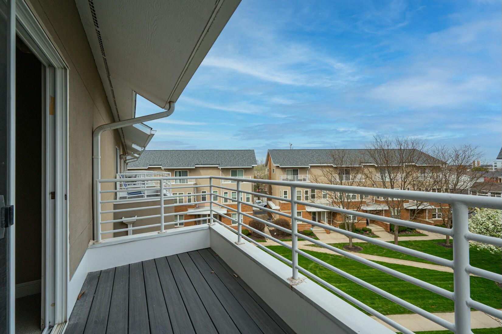 1406 Lower Green Circle, Columbus, Ohio image 18