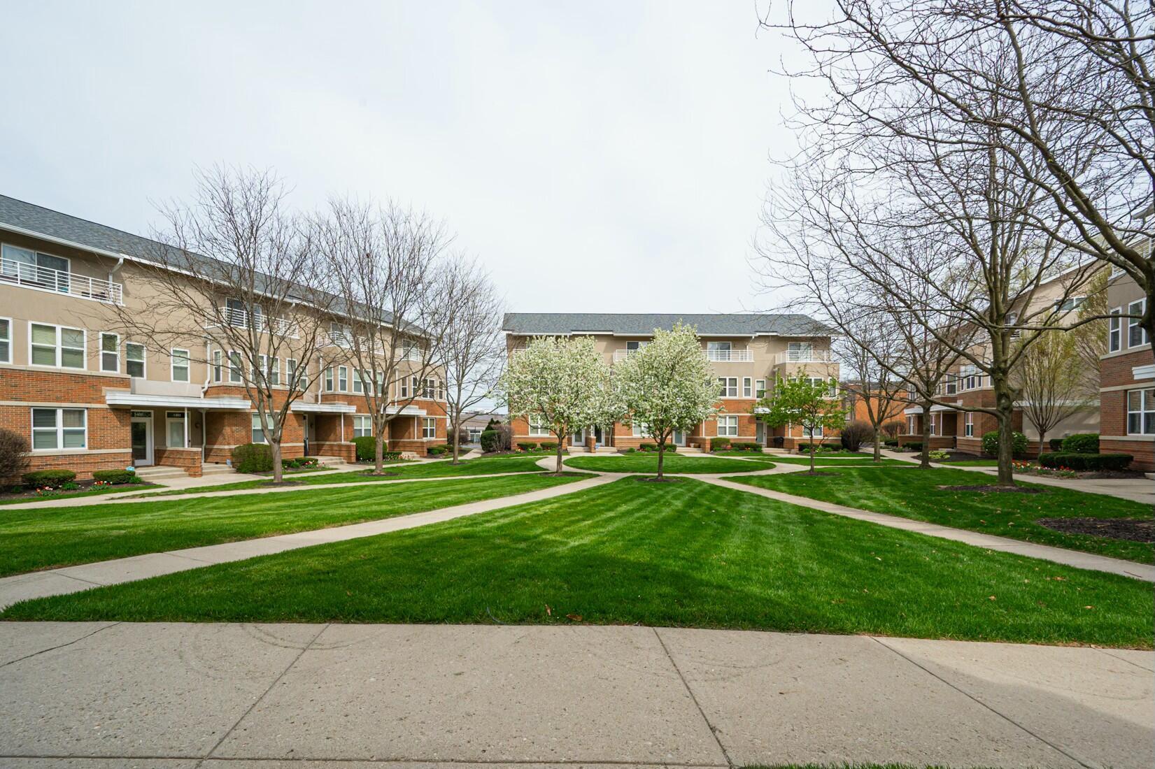 1406 Lower Green Circle, Columbus, Ohio image 25