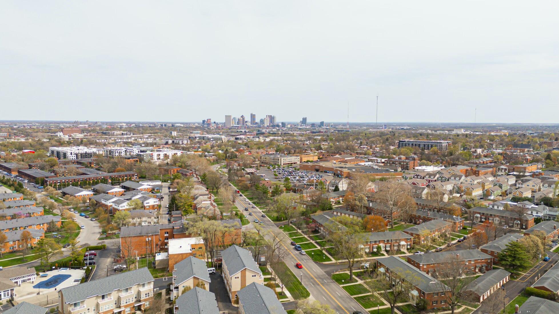 1406 Lower Green Circle, Columbus, Ohio image 31