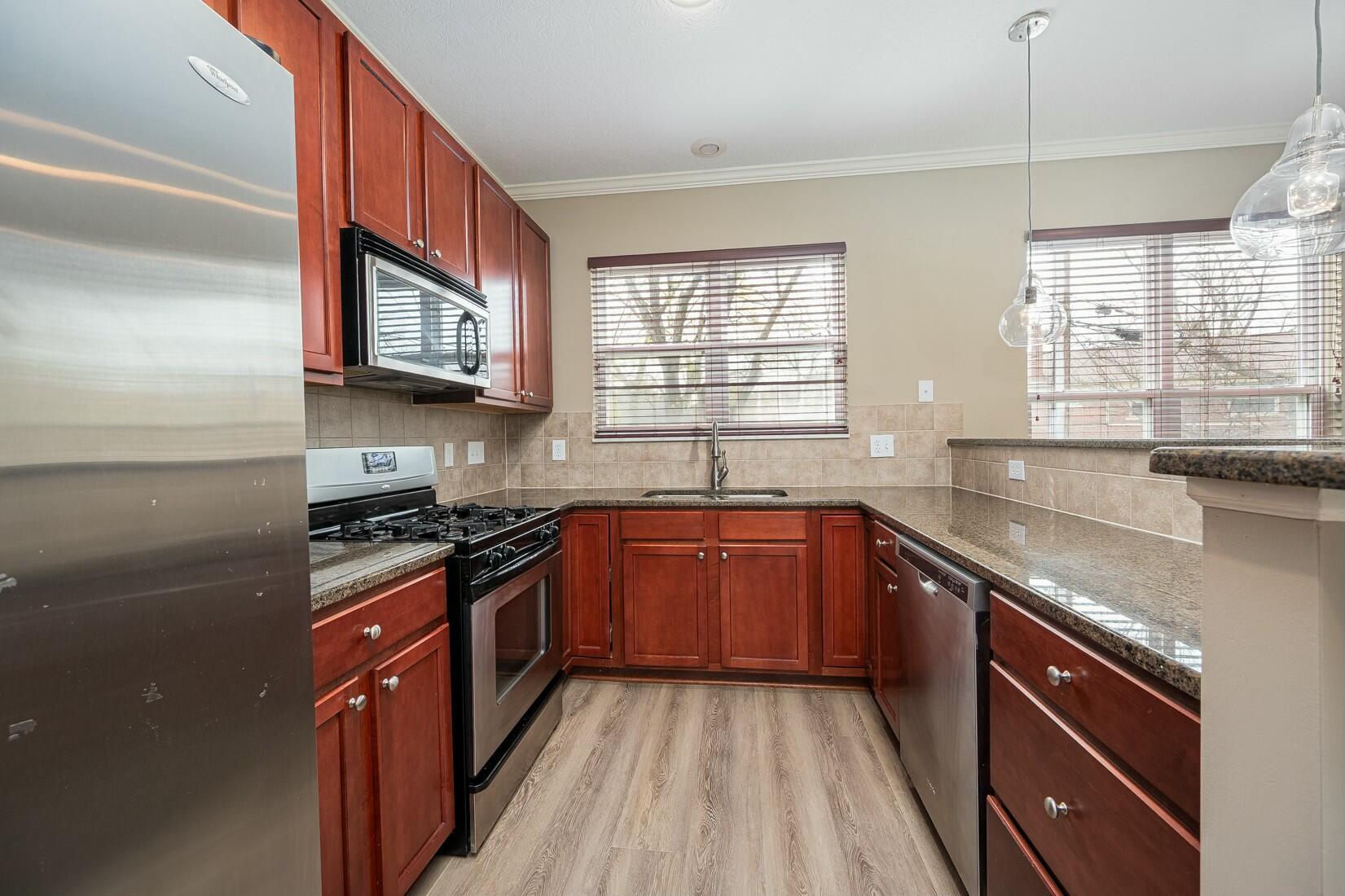 1406 Lower Green Circle, Columbus, Ohio image 7