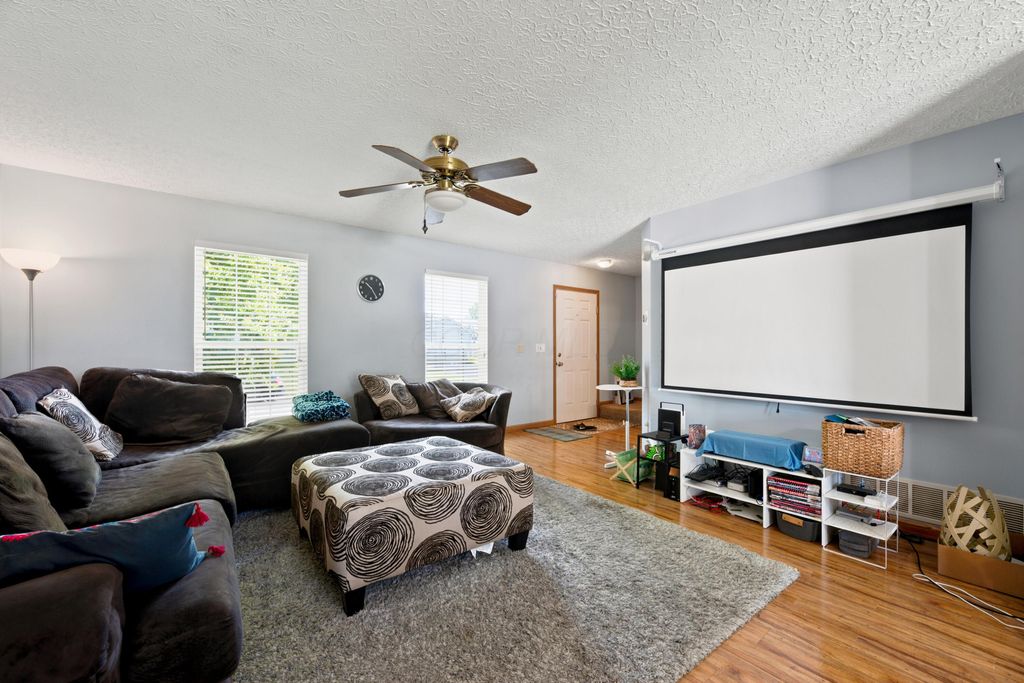 Photo of 8117 Mandalay Road, Blacklick, OH 43004 (MLS # 226022410)