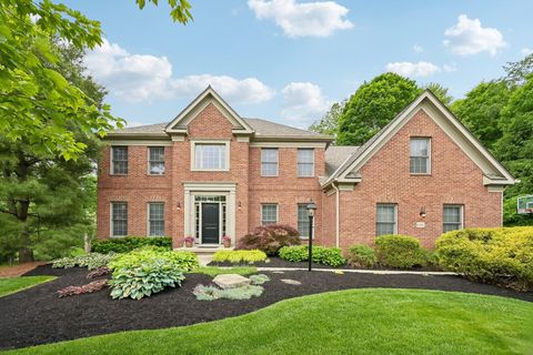 Photo of 6342 Highgate Place, Lewis Center, OH 43035 (MLS # 226018615)