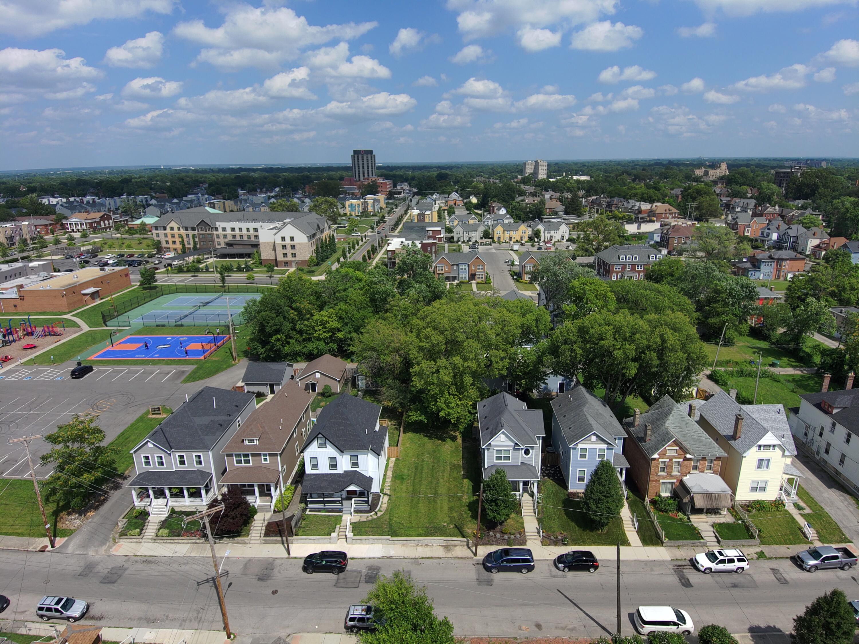 Photo 4 of 11 of 200 N 22nd Street land