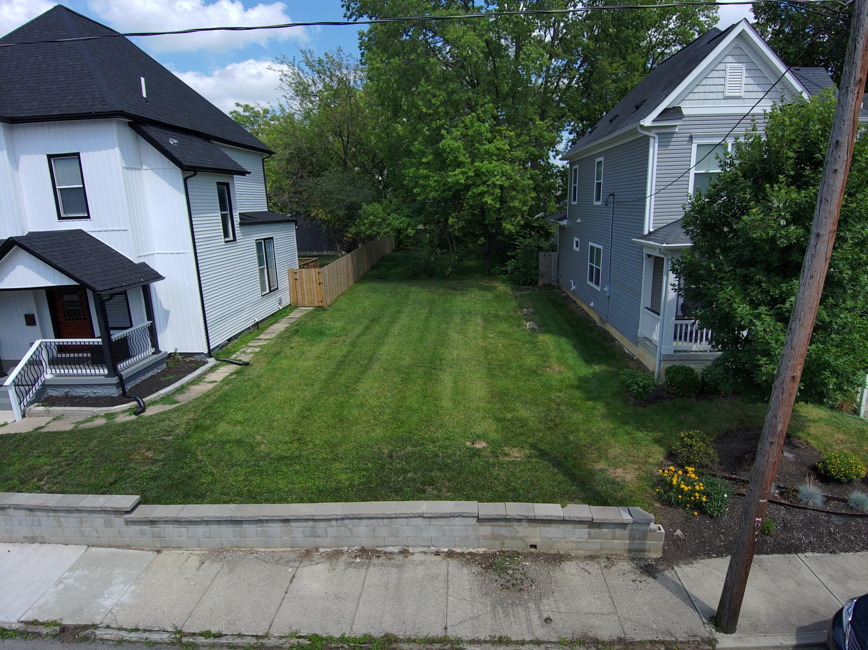 Photo 2 of 11 of 200 N 22nd Street land