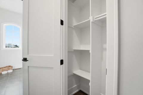 Tiny photo for 8025 Genova Drive, Galena, OH 43021 (MLS # 225045133)