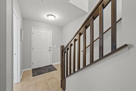 Tiny photo for 5589 Bow Falls Boulevard 19 #19, Dublin, OH 43016 (MLS # 226001775)