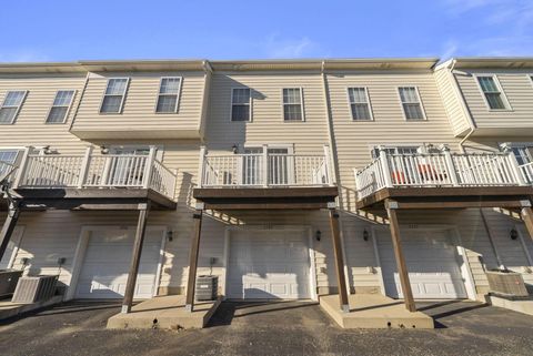 Tiny photo for 5589 Bow Falls Boulevard 19 #19, Dublin, OH 43016 (MLS # 226001775)