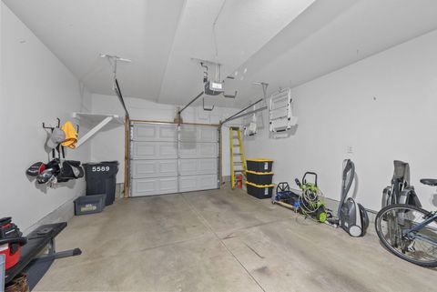 Tiny photo for 5589 Bow Falls Boulevard 19 #19, Dublin, OH 43016 (MLS # 226001775)