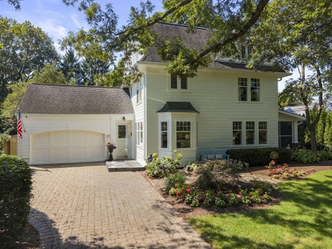 Photo of 1763 Upper Chelsea Road, Upper Arlington, OH 43212 (MLS # 226035154)