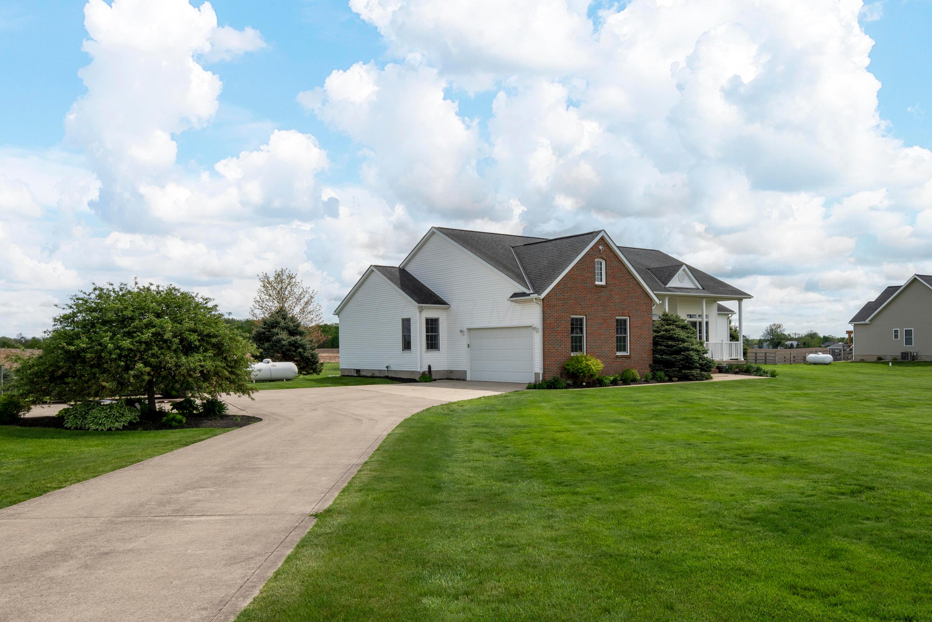 2700 Rich Hill Road, Centerburg, Ohio image 3