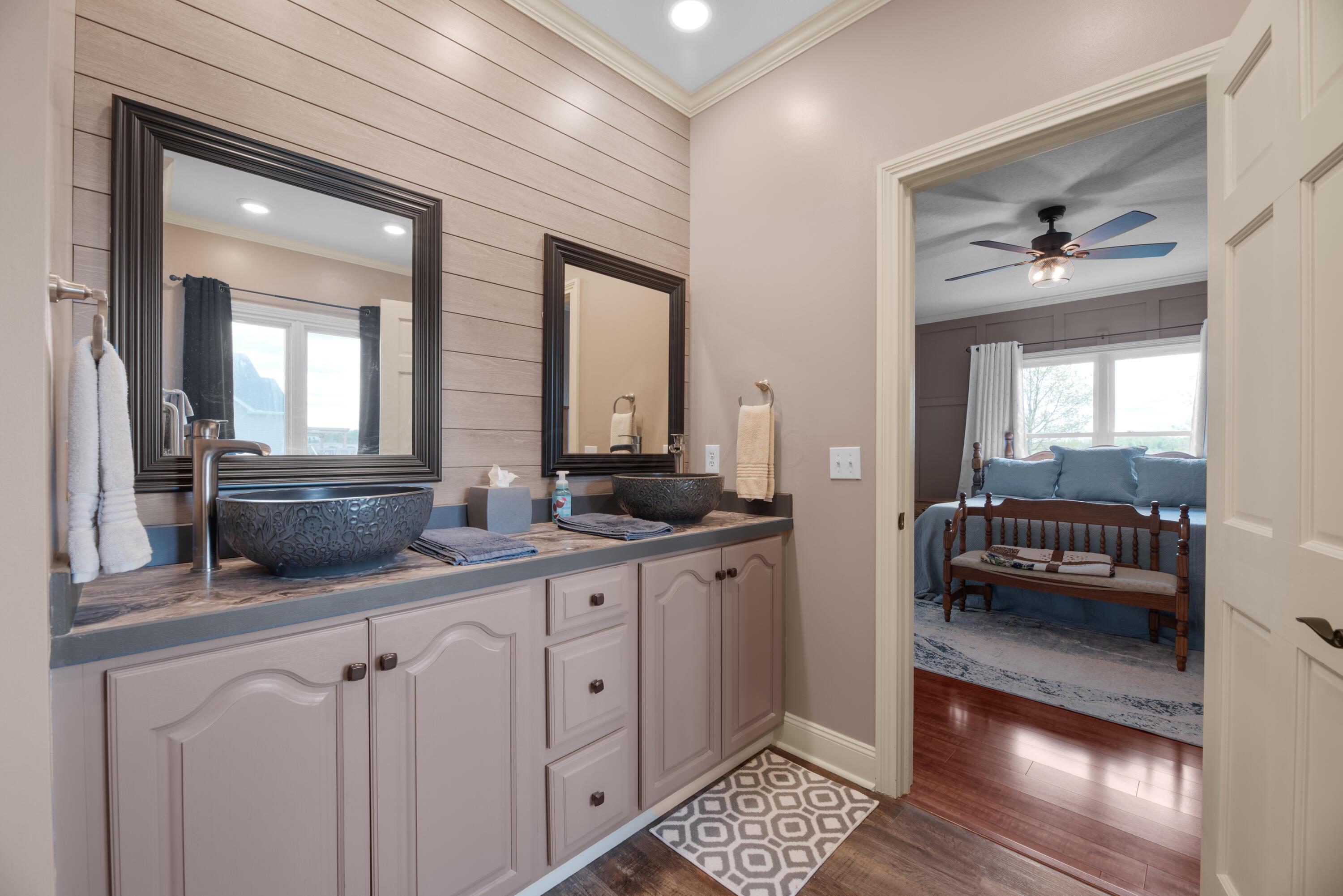 2700 Rich Hill Road, Centerburg, Ohio image 28