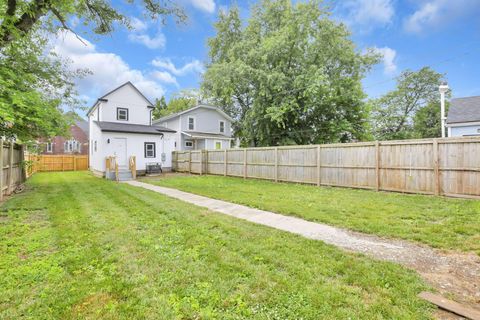 Tiny photo for 180 E Morrill Avenue, Columbus, OH 43207 (MLS # 226025915)