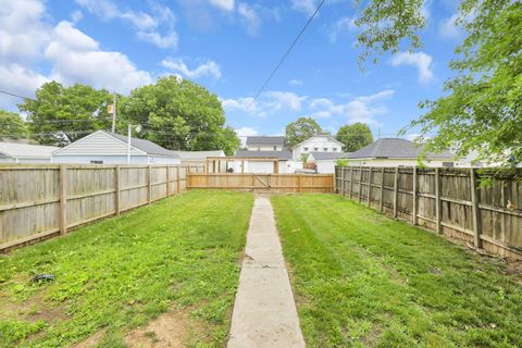 Tiny photo for 180 E Morrill Avenue, Columbus, OH 43207 (MLS # 226025915)