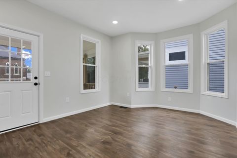 Tiny photo for 180 E Morrill Avenue, Columbus, OH 43207 (MLS # 226025915)