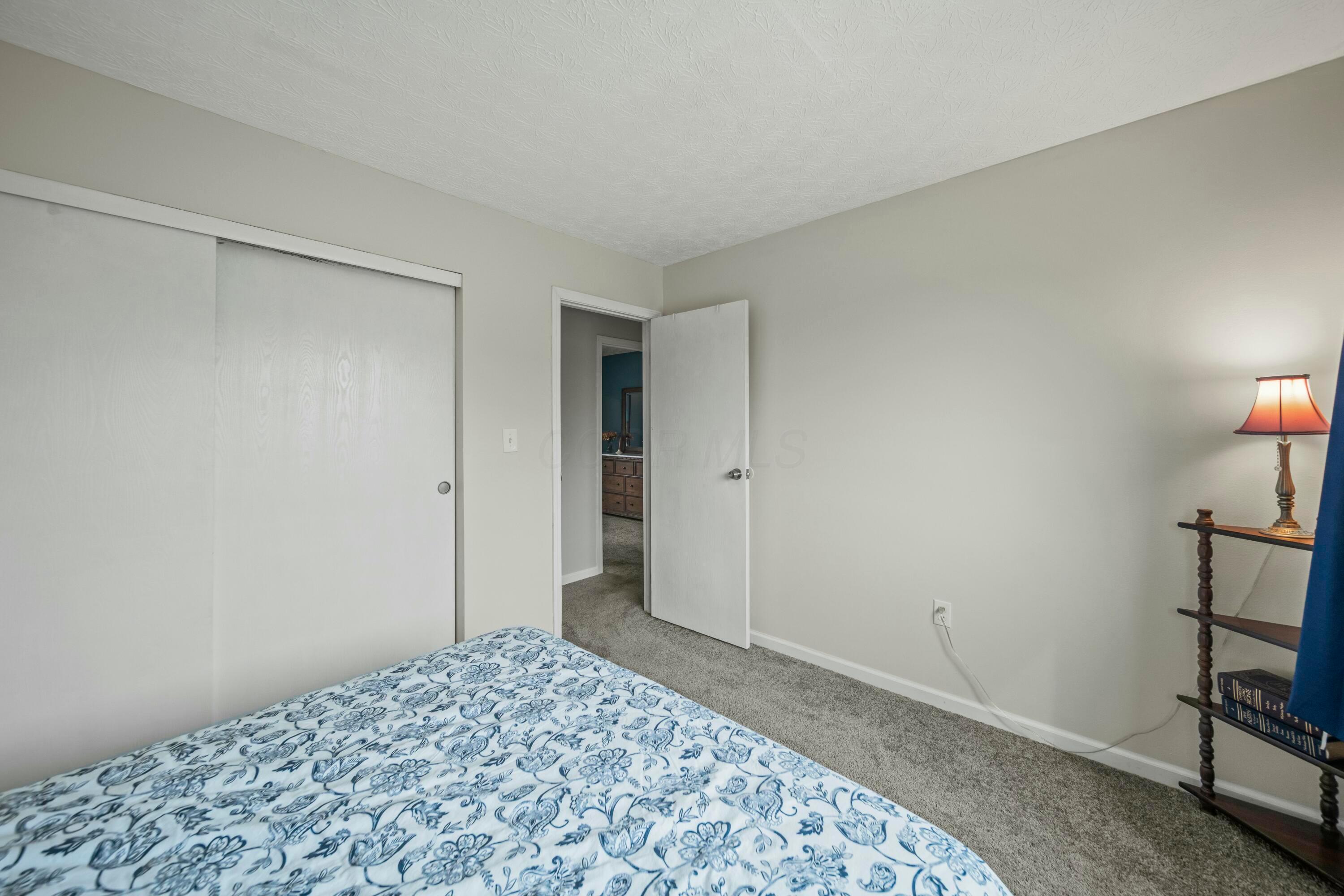 5735 Greendale Drive, Galloway, Ohio image 33