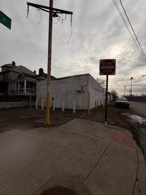 Photo of 691 Stewart Avenue, Columbus, OH 43206 (MLS # 226004501)