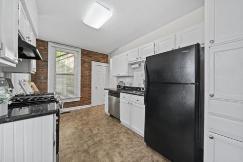 Tiny photo for 338 W 1st Avenue, Columbus, OH 43201 (MLS # 226023966)