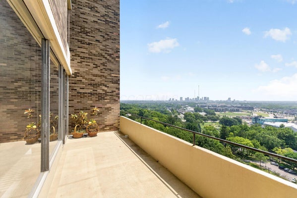 1000 URLIN AVE APT 1509, GRANDVIEW HEIGHTS, OH 43212 - Image bee973546cbfed0a71c23f7640327e50/3201963045