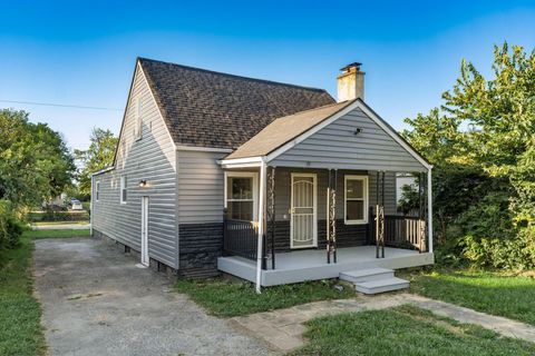 Photo of 2247 Safford Avenue, Columbus, OH 43223 (MLS # 225045355)