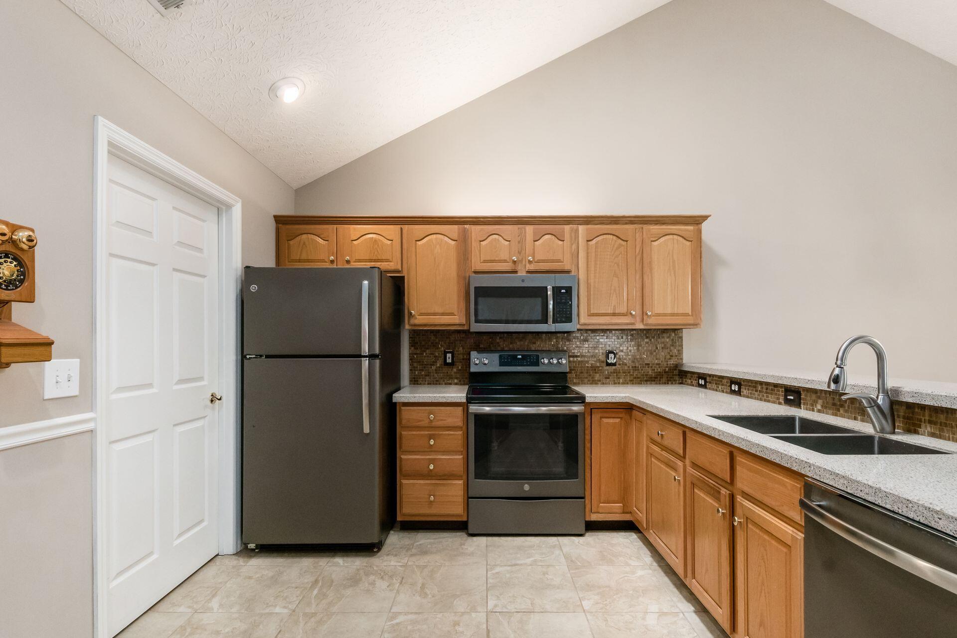 3673 Stoneway Point, Powell, Ohio image 14