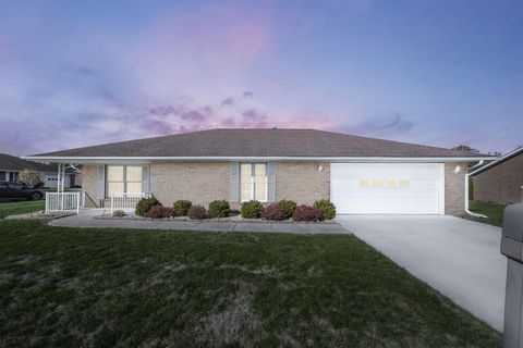 Photo of 700 Shawn Drive, West Jefferson, OH 43162 (MLS # 225042020)