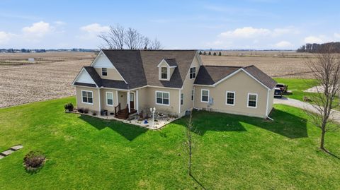 Photo of 2275 US Highway 35 NW, Washington Court House, OH 43160 (MLS # 226008243)