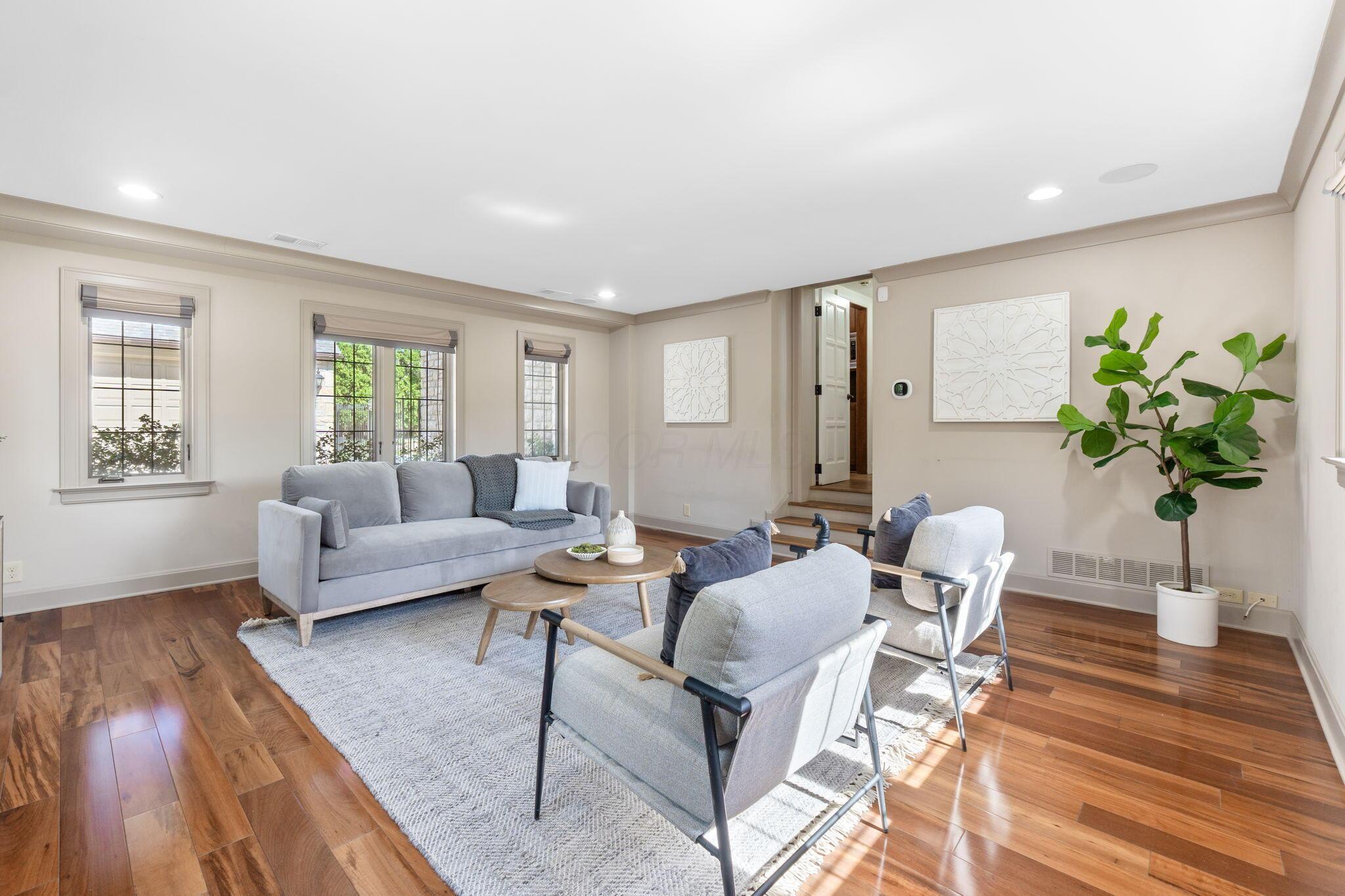 2134 Yorkshire Road, Columbus, Ohio image 25