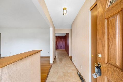 Tiny photo for 4941 Cheviot Drive, Columbus, OH 43220 (MLS # 226014267)