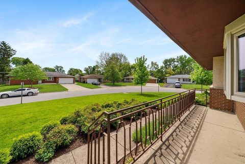 Tiny photo for 4941 Cheviot Drive, Columbus, OH 43220 (MLS # 226014267)
