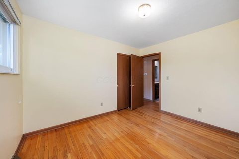 Tiny photo for 4941 Cheviot Drive, Columbus, OH 43220 (MLS # 226014267)