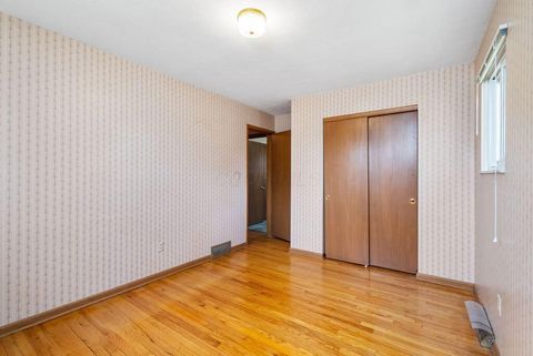 Tiny photo for 4941 Cheviot Drive, Columbus, OH 43220 (MLS # 226014267)