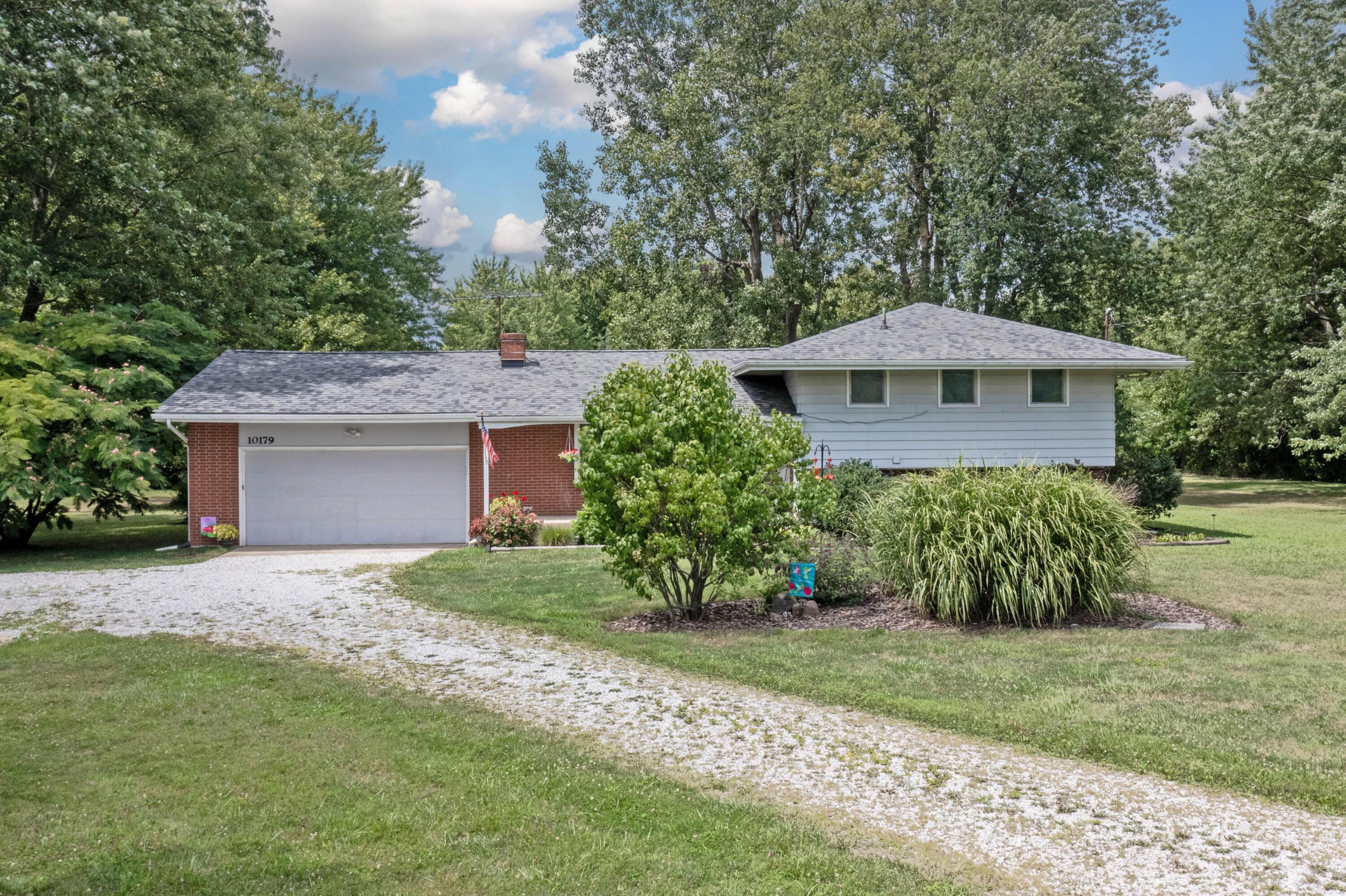 10179 Johnstown Road, New Albany, Ohio image 1