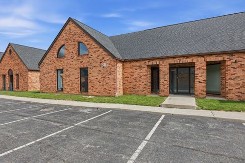 Photo of 1305 Worthington Woods Boulevard, Columbus, OH 43085 (MLS # 226009398)