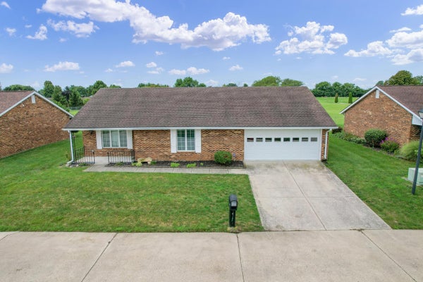 851 CIRCLE DR # 32, LONDON, OH 43140 - Image bf4668dd67a5b6e40e1ae1c088e1c7fd/2865787650