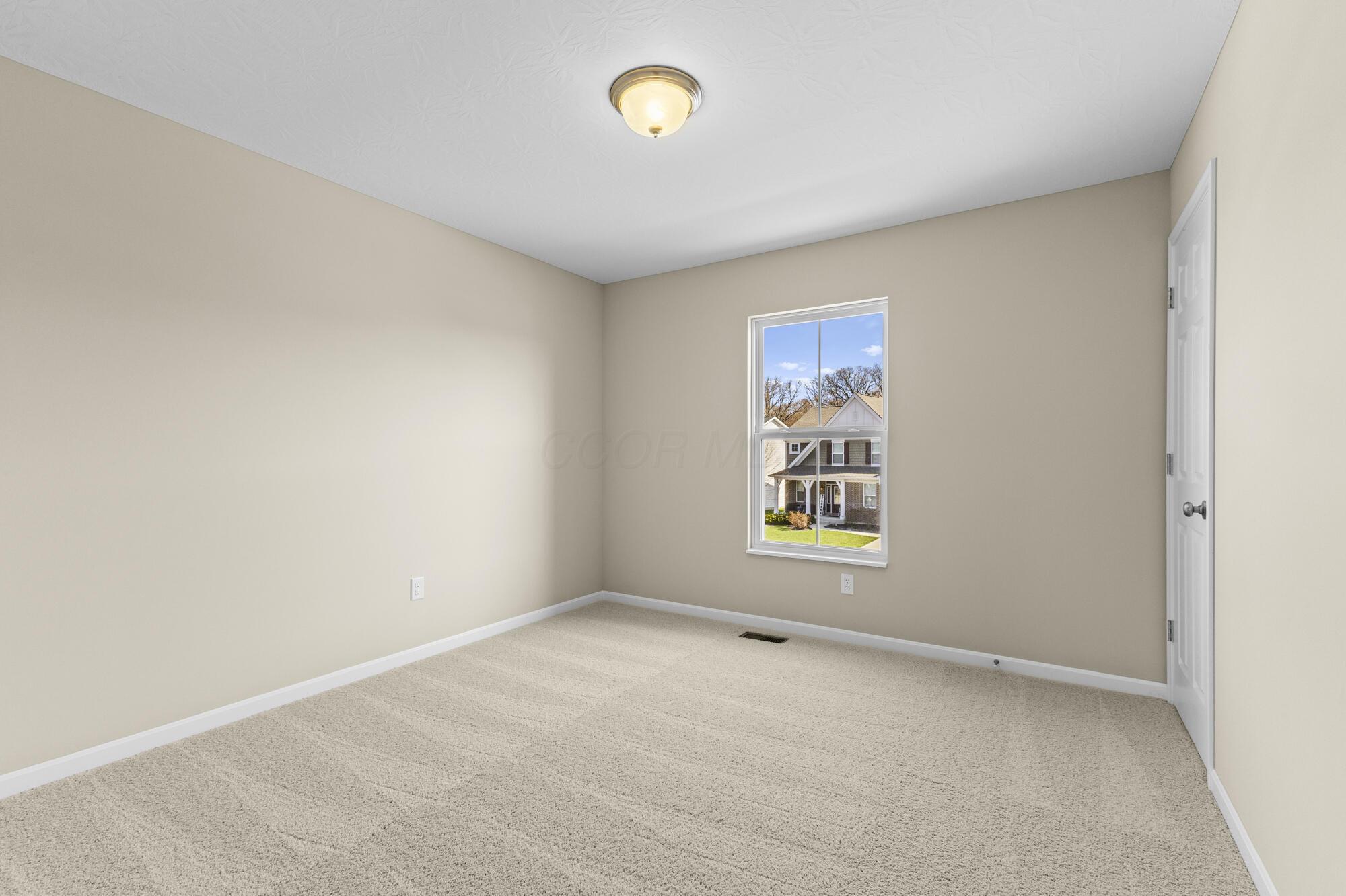 3441 Woodland Drive, Hilliard, Ohio image 32