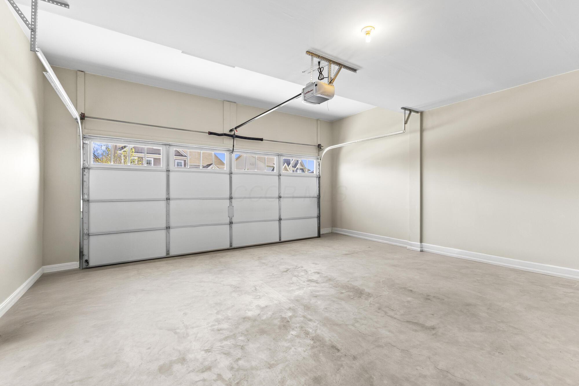 3441 Woodland Drive, Hilliard, Ohio image 38