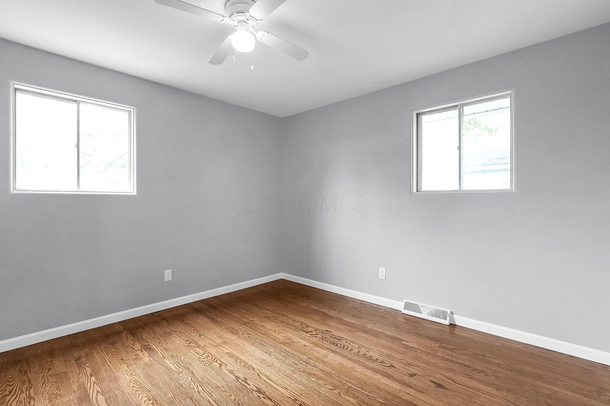 542 E Franklin Street, Circleville, Ohio image 16
