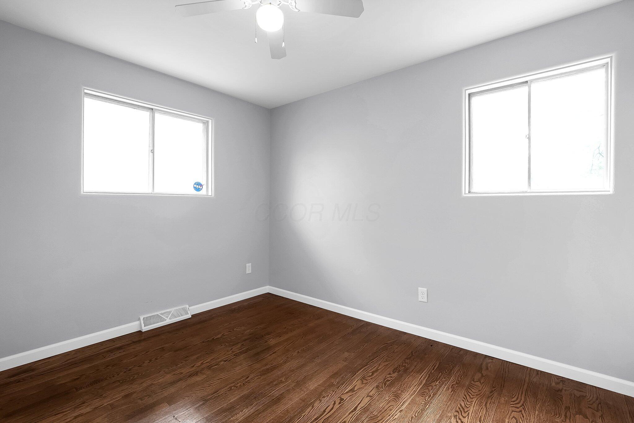 542 E Franklin Street, Circleville, Ohio image 17
