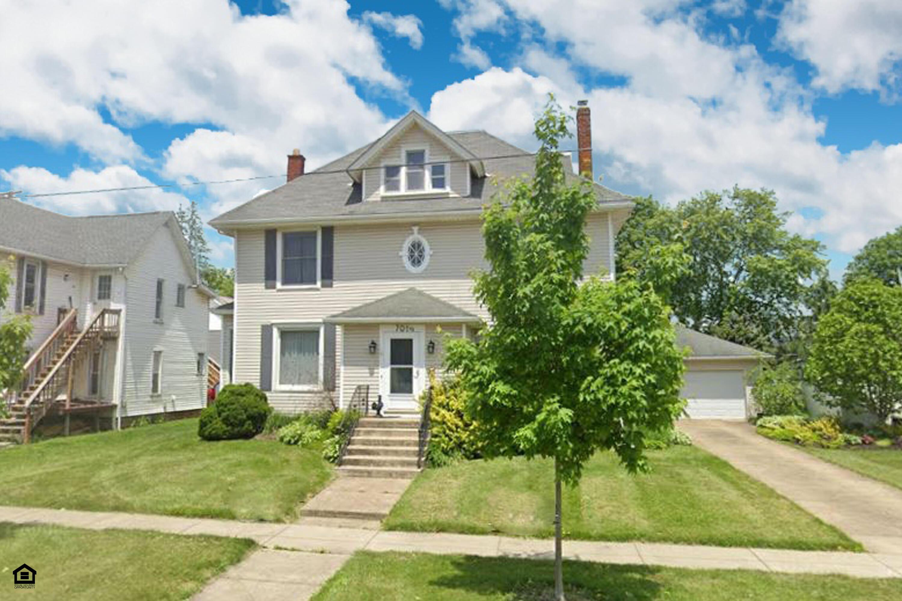 701 1/2 E High Street, Mount Vernon, Ohio image 1