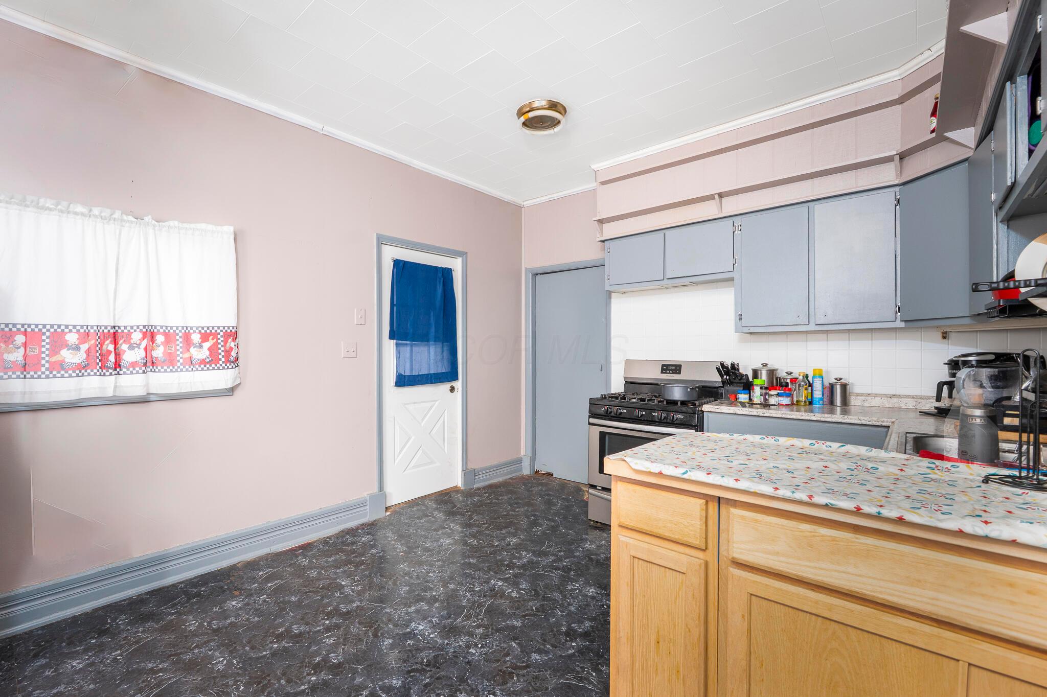 209 E Auburn Avenue, Bellefontaine, Ohio image 7