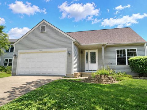 Photo of 6912 Kinston Drive, Canal Winchester, OH 43110 (MLS # 226022796)