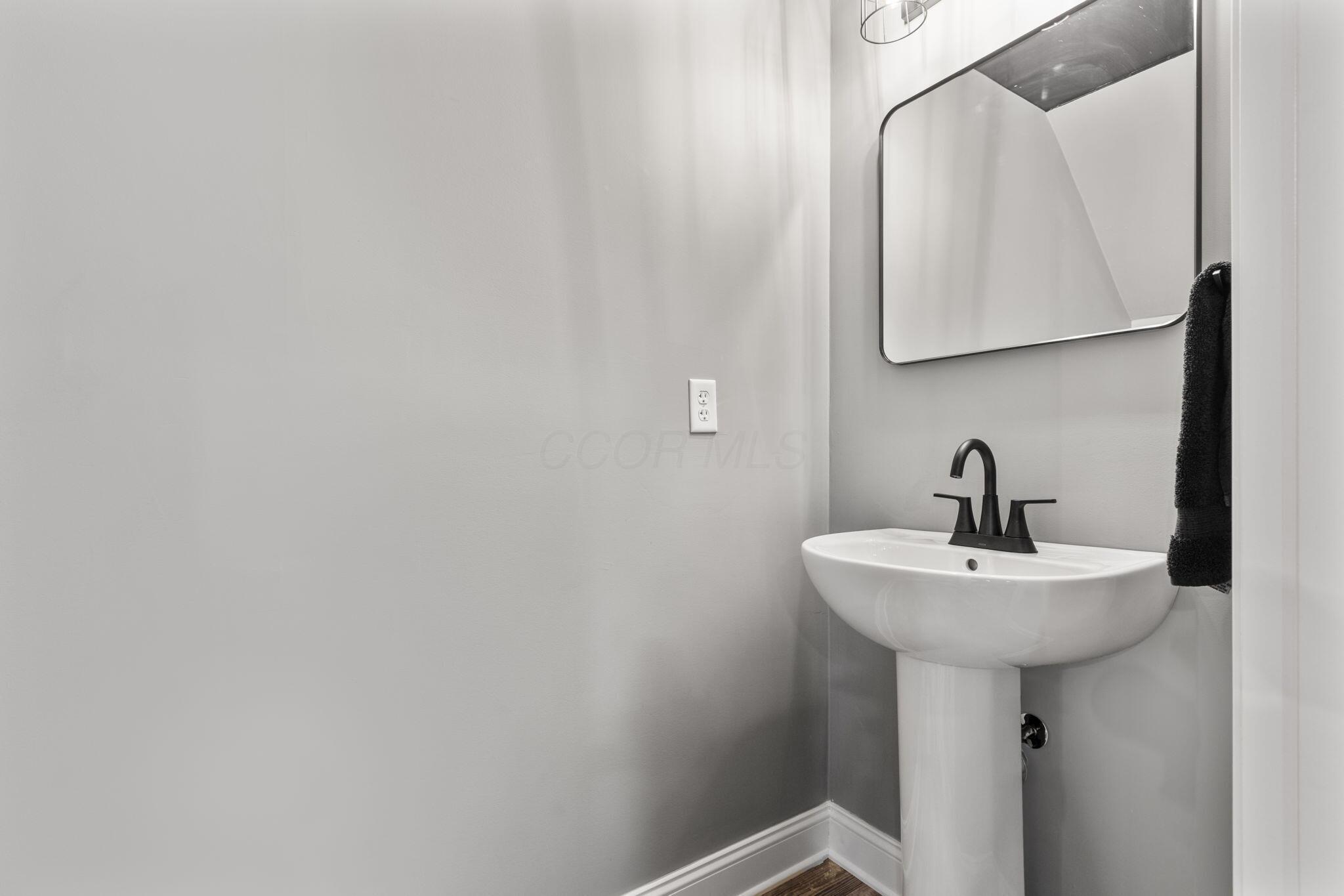 Delaware, Ohio 43015, United States, 4 Bedrooms Bedrooms, ,3 BathroomsBathrooms,Residential,Contingent,3552