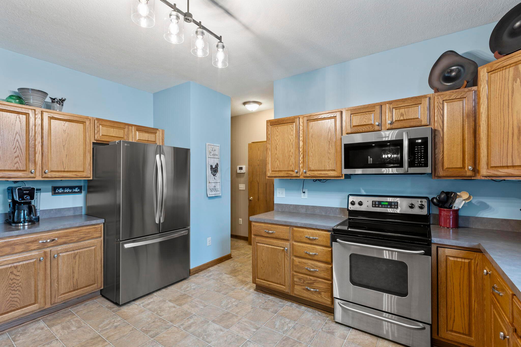 Delaware, Ohio 43015, United States, 4 Bedrooms Bedrooms, ,3 BathroomsBathrooms,Residential,Contingent,3552