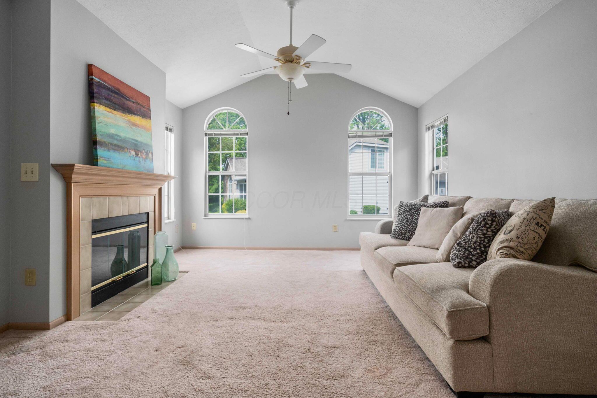 1272 Villa Oaks Court, Columbus, Ohio image 4