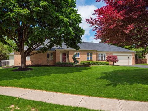 Photo of 4545 Benderton Court, Columbus, OH 43220 (MLS # 226002112)